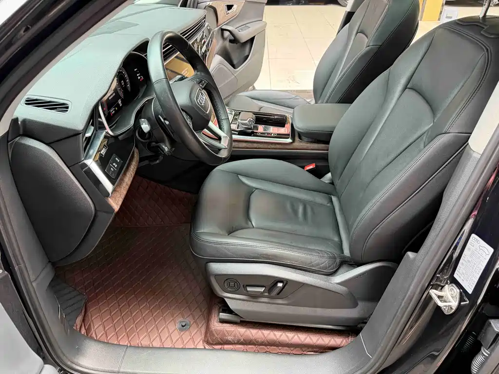 Audi Q7 — миниатюра 8