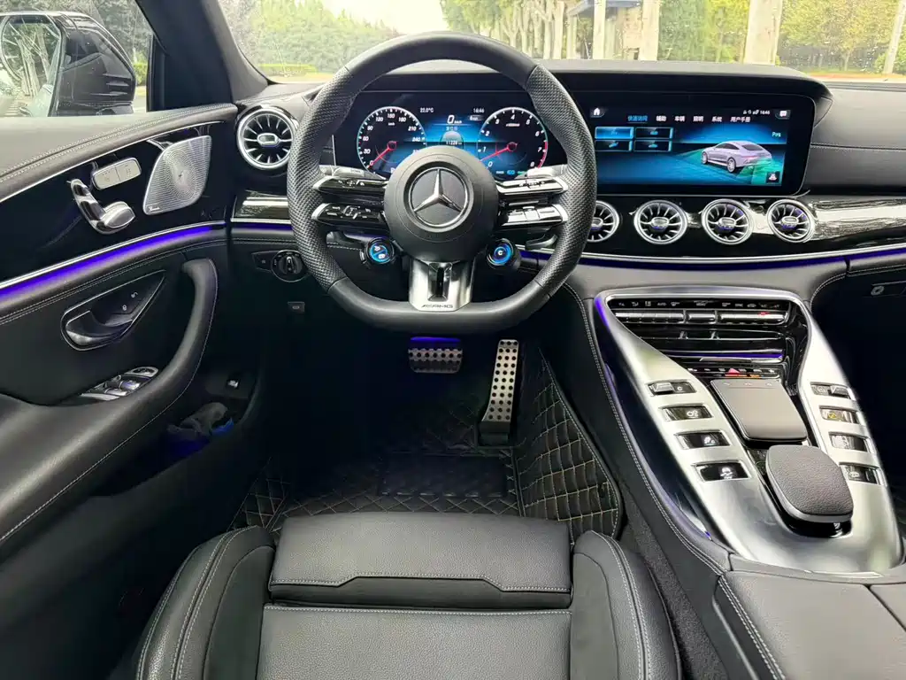 Mercedes-Benz AMG GT — миниатюра 5