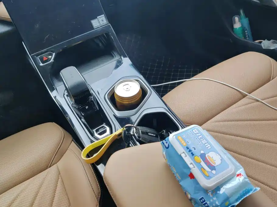 Geely Boyue L — миниатюра 16