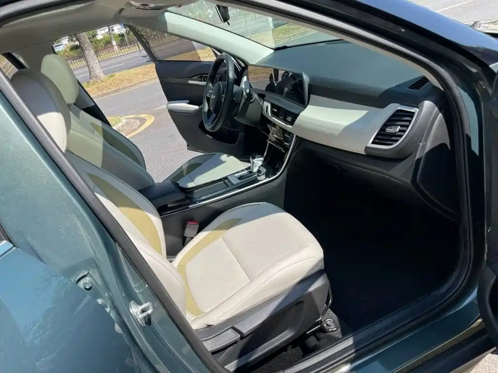 Kia Seltos — миниатюра 11