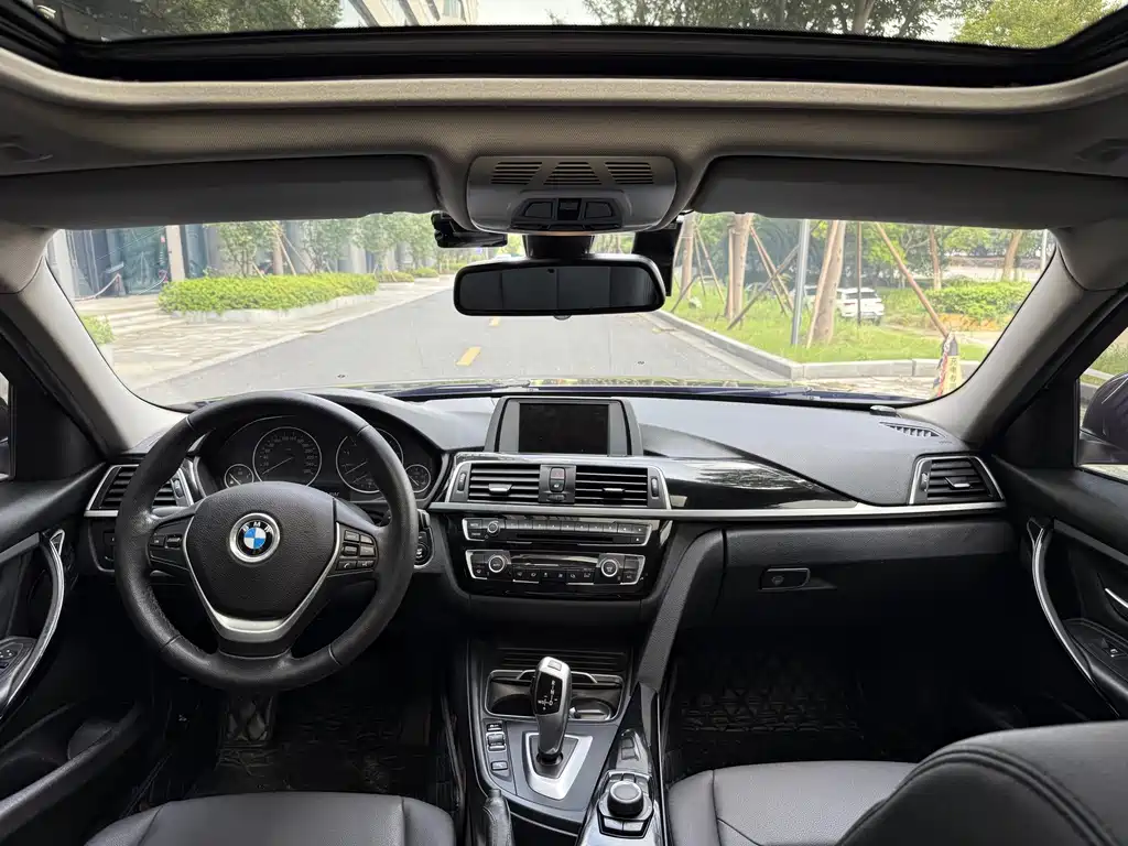BMW 3 Series — миниатюра 15
