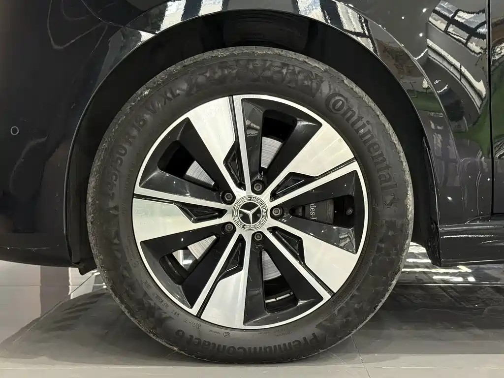 Mercedes-Benz V-Class — миниатюра 19