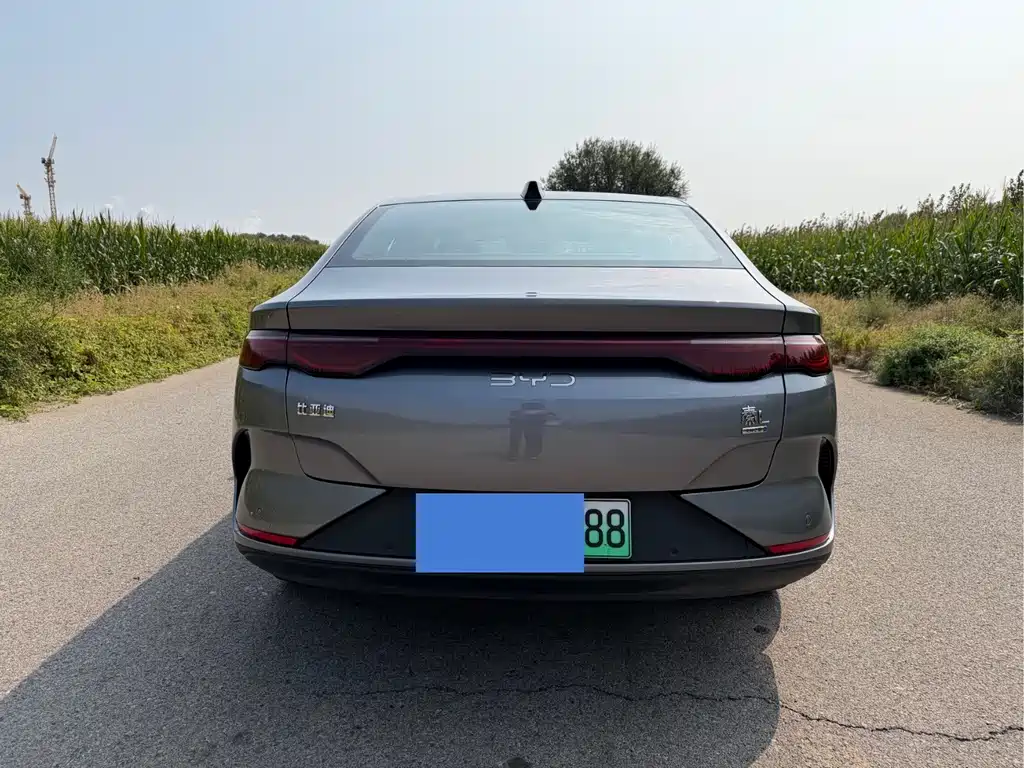 BYD Qin L — миниатюра 5