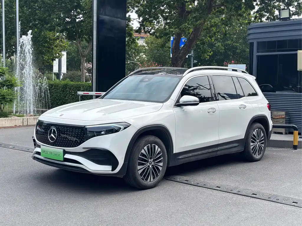 Mercedes-Benz EQB