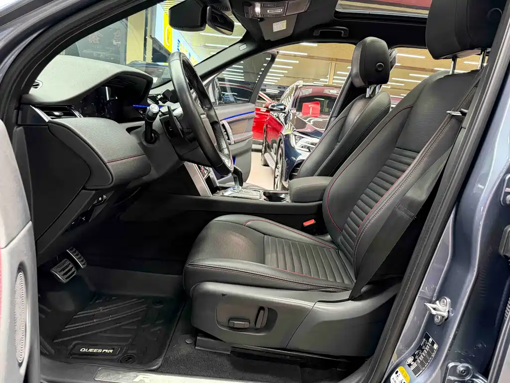 Land Rover Discovery Sport — миниатюра 10