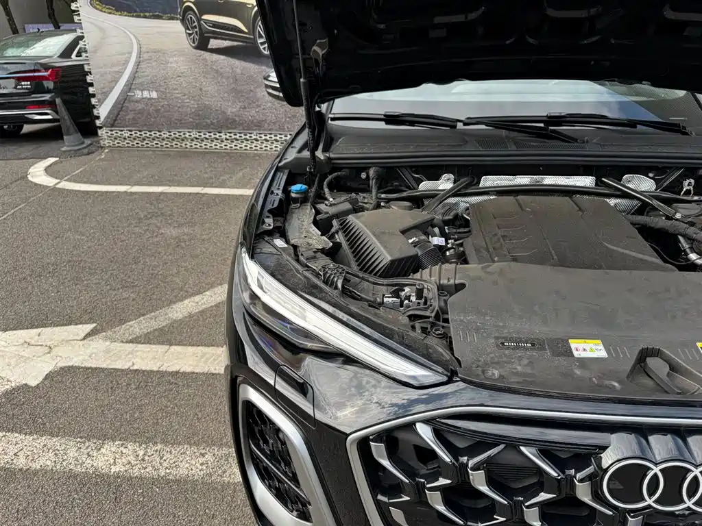 Audi Q5L 2026 2.0T Luxury
