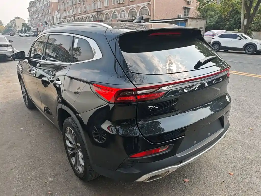 Exeed Lingyun — миниатюра 5