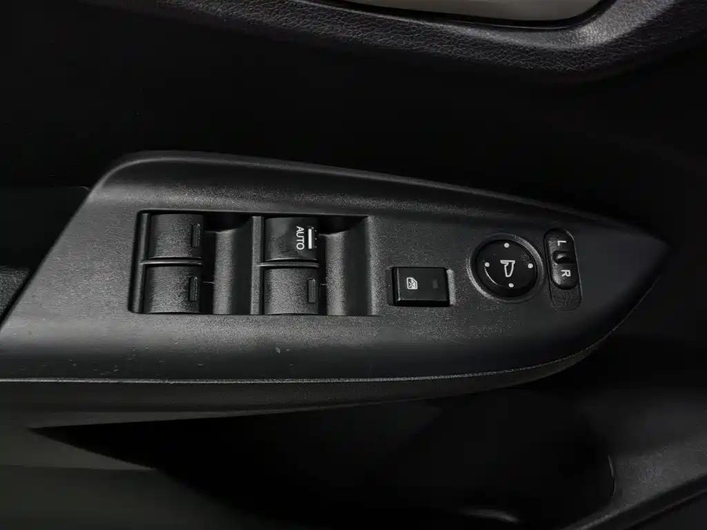 Honda Fit — миниатюра 9