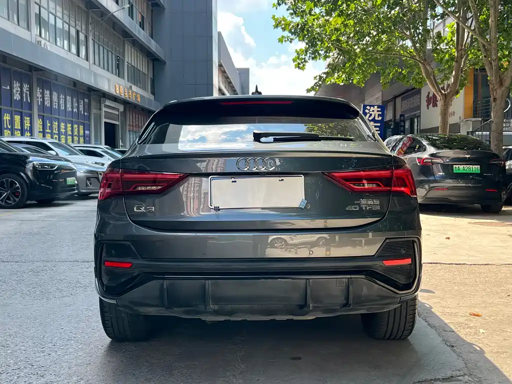 Audi Q3 Sportback — миниатюра 6