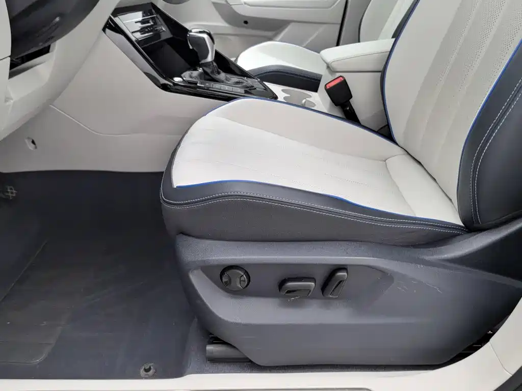 Volkswagen Tayron GTE — миниатюра 20