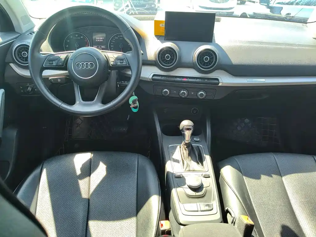 Audi Q2L — миниатюра 9
