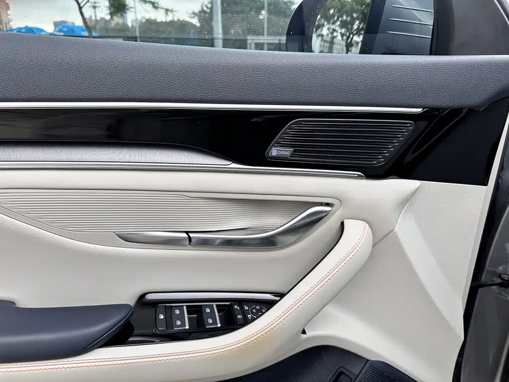 BYD PLUS New Energy — миниатюра 19