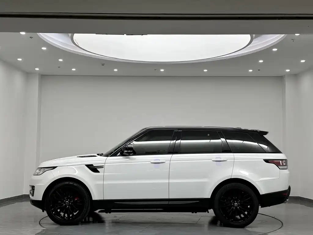 Land Rover Range Rover Sport 2015 3.0T