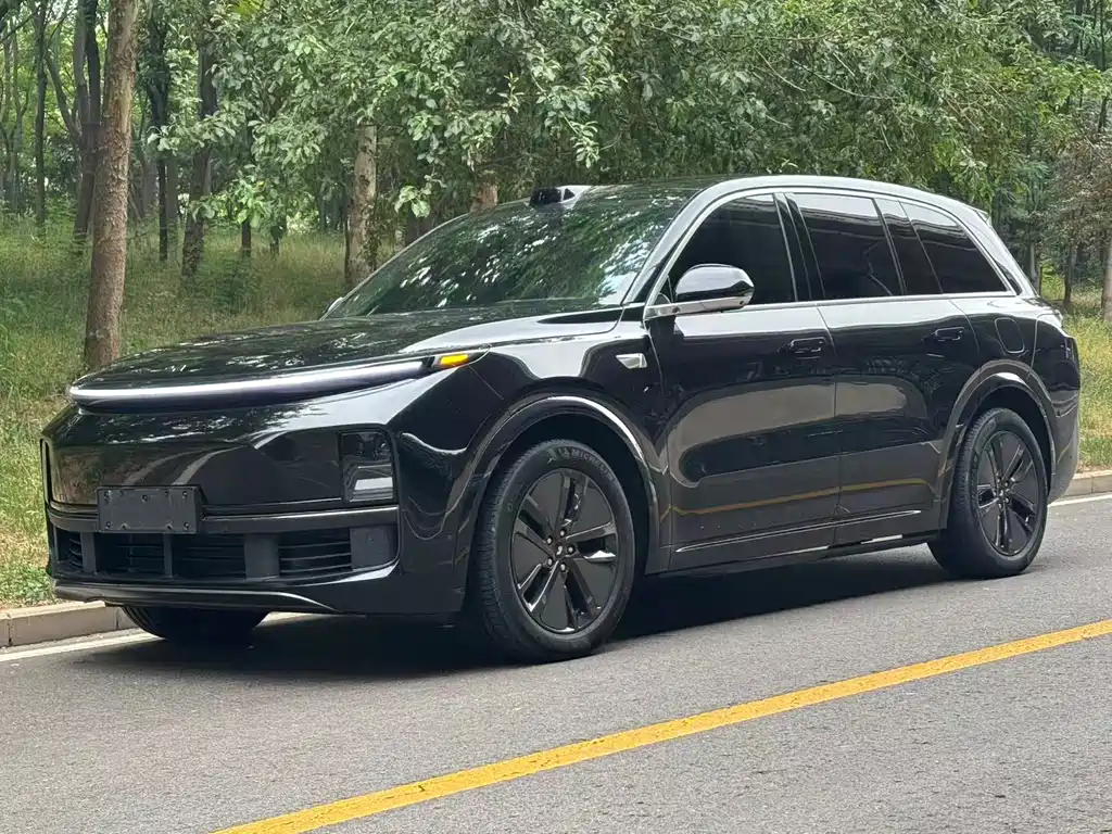 Li Auto Li L8 2024