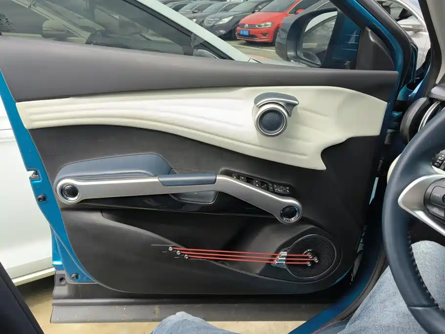BYD Yuan Plus — миниатюра 7