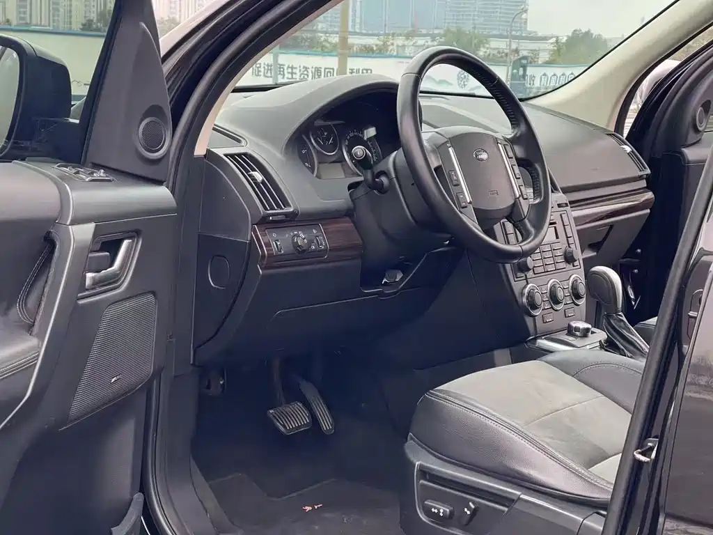 Land Rover Freelander 2 — миниатюра 7