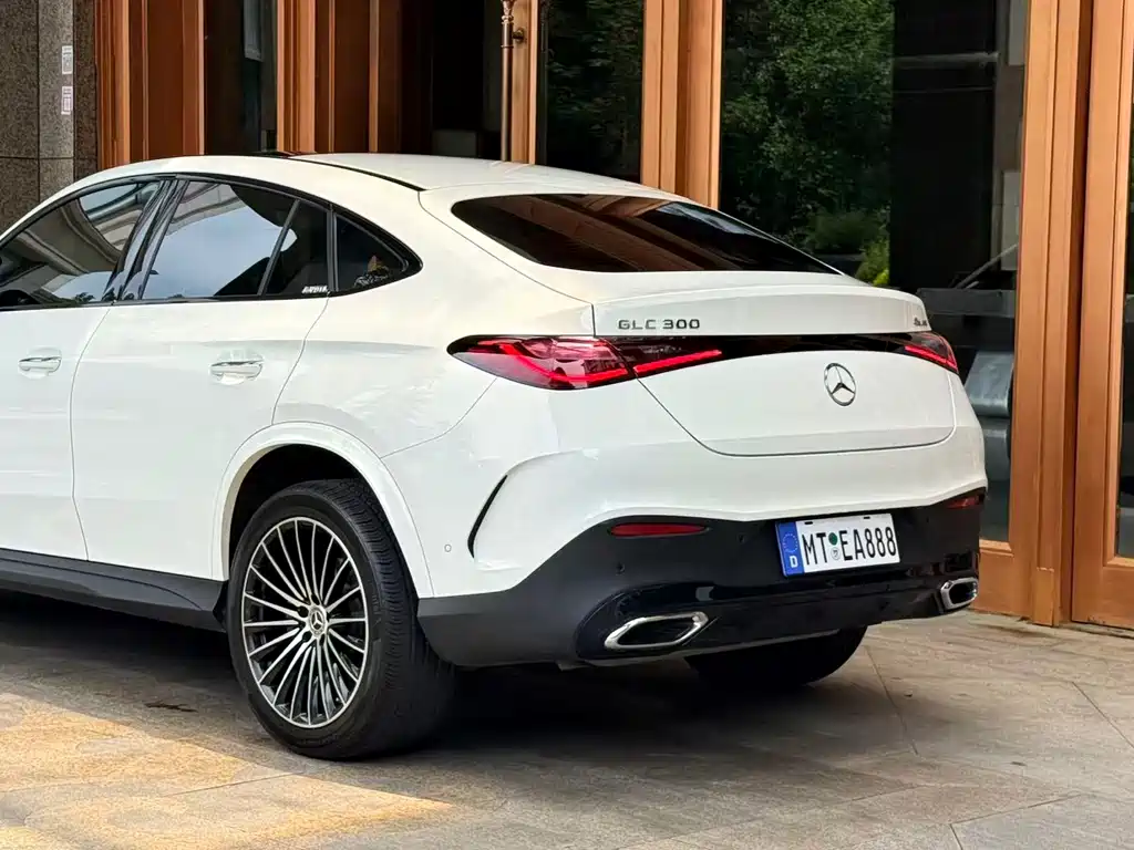 Mercedes-Benz GLC 2025 GLC 300 4MATIC SUV