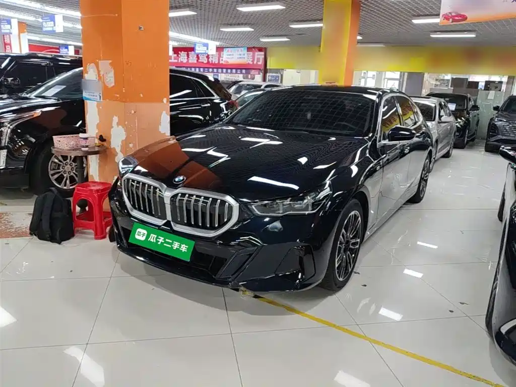BMW 5 Series 2025