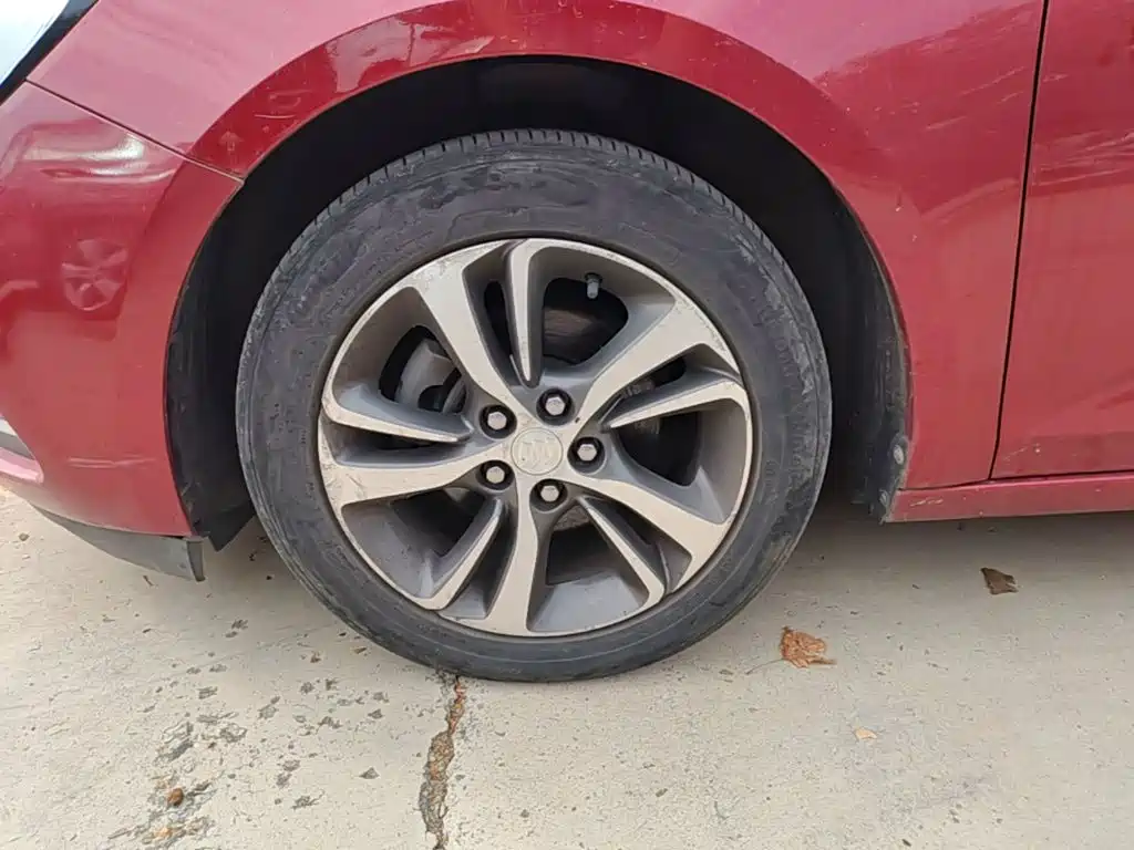 Buick Verano — миниатюра 23