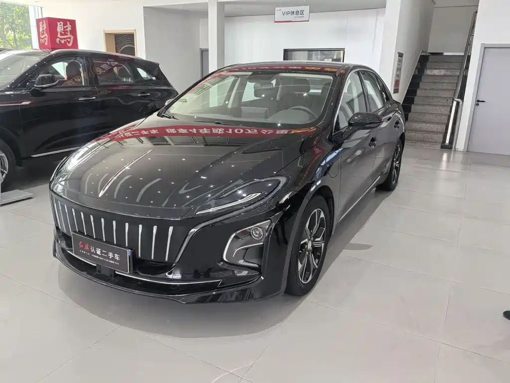 Hongqi Hongqi E-QM5 2023