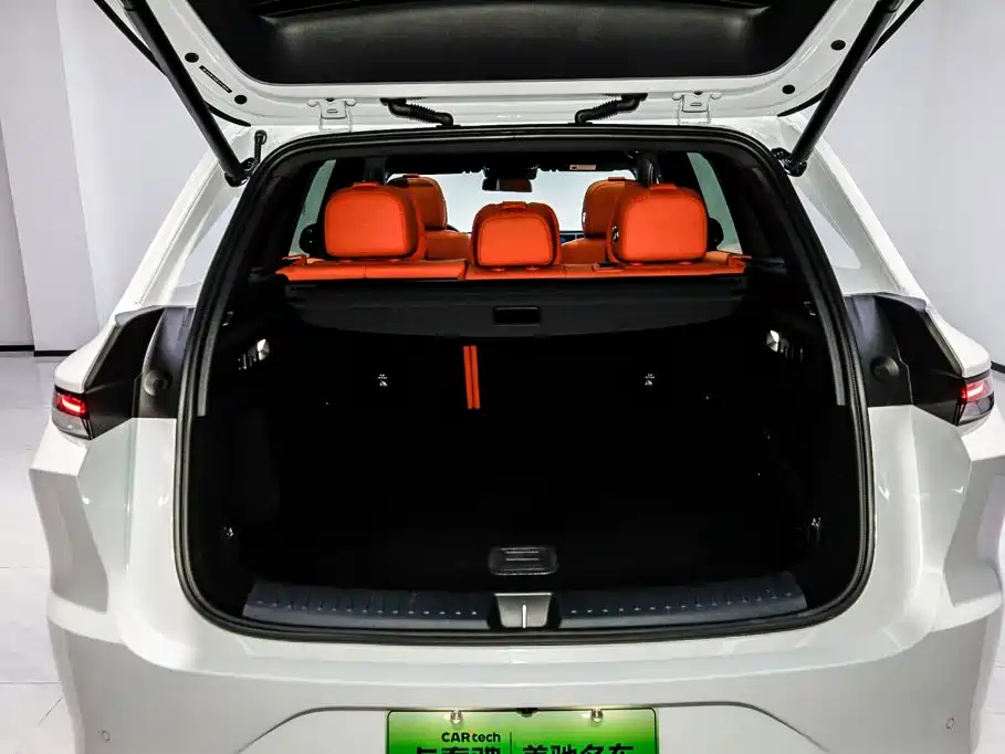 Li Auto Li L6 — миниатюра 6