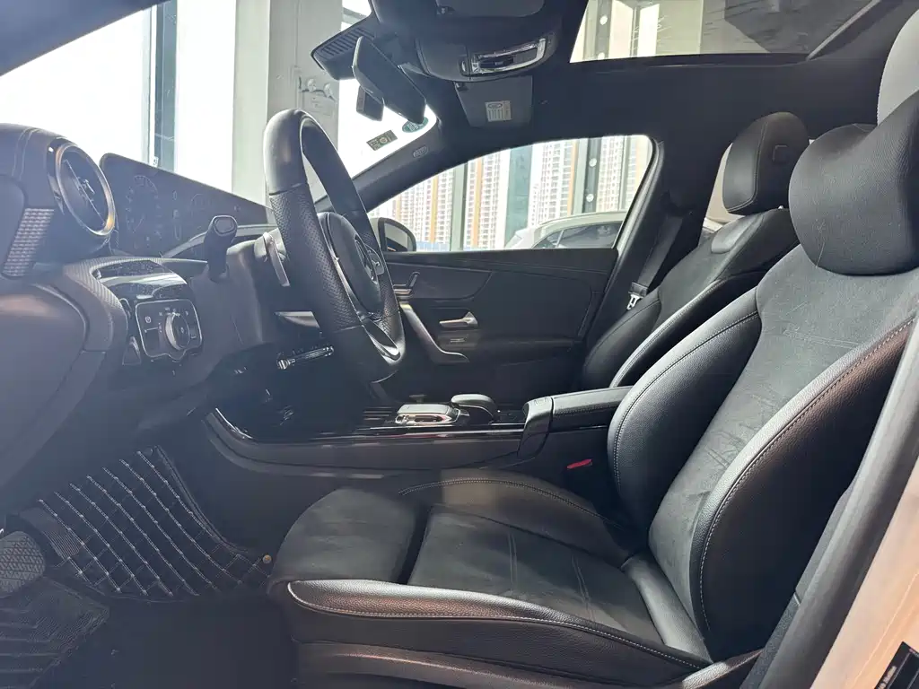 Mercedes-Benz A-Class A 2019 A 200 L Sport
