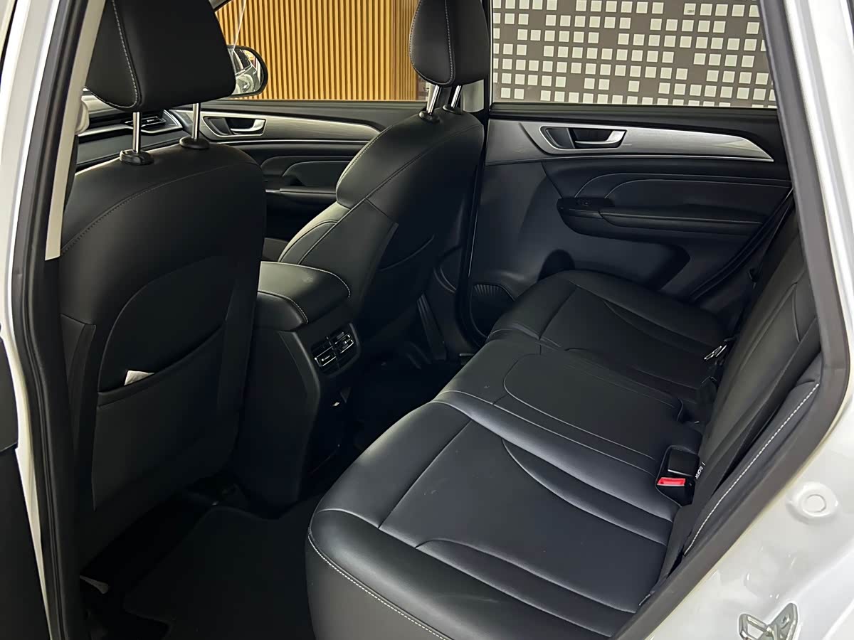 Haval Haval M6 1.5 л 2022 г. Белый, пробег 31000 км