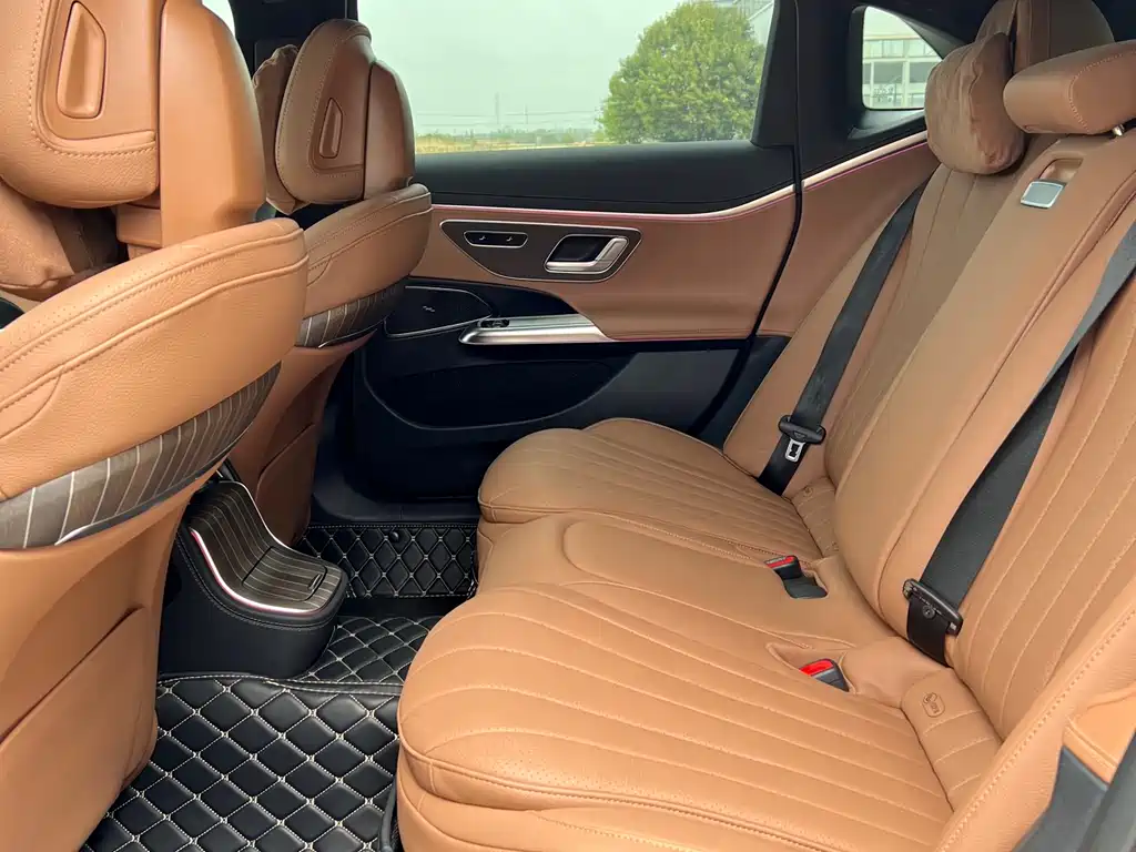 Mercedes-Benz E-Class E 2026 E 300 L Fashion
