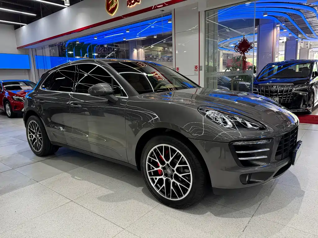 Porsche Macan — миниатюра 3