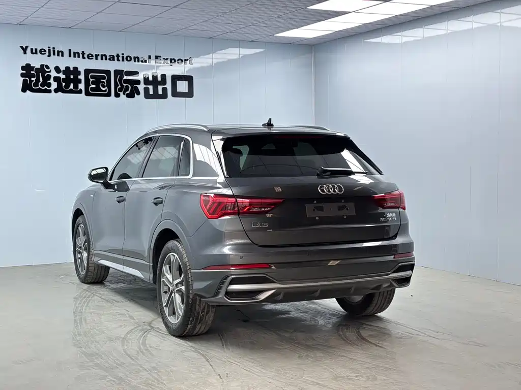 Audi Q3 2022 35 TFSI Fashion