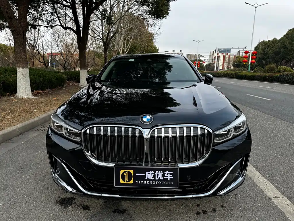 BMW 7 SERIES
