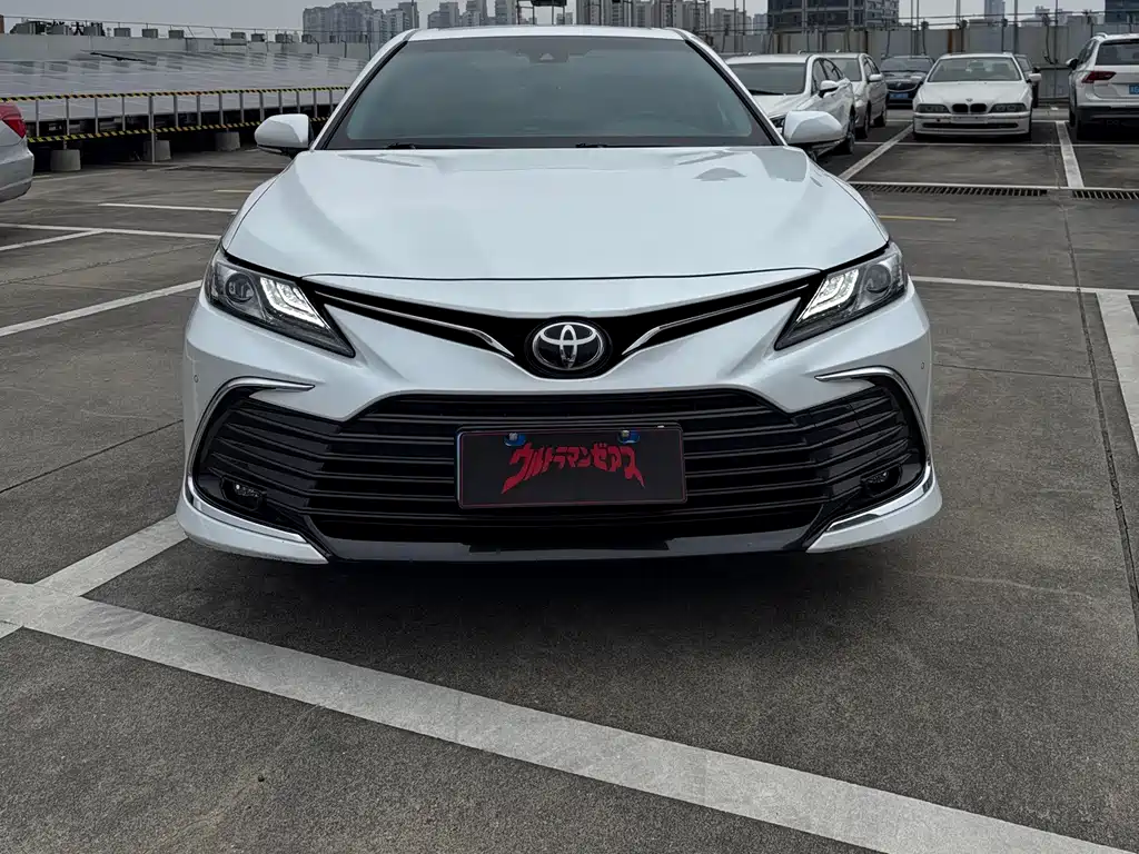 Toyota Camry 2021 2.0G Luxury
