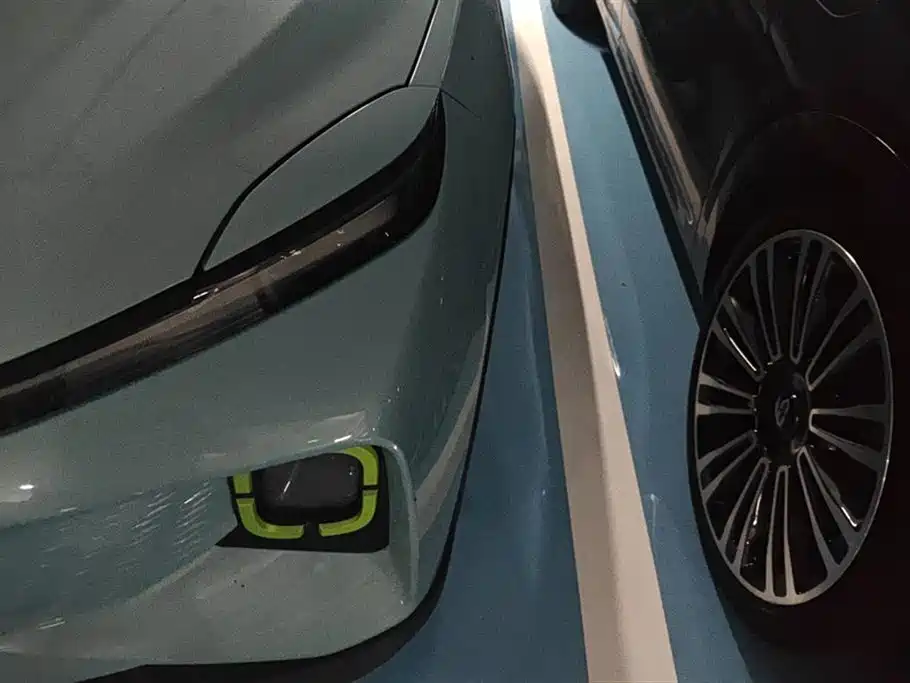 Geely E Firefly E 2023 401KM 5 мест