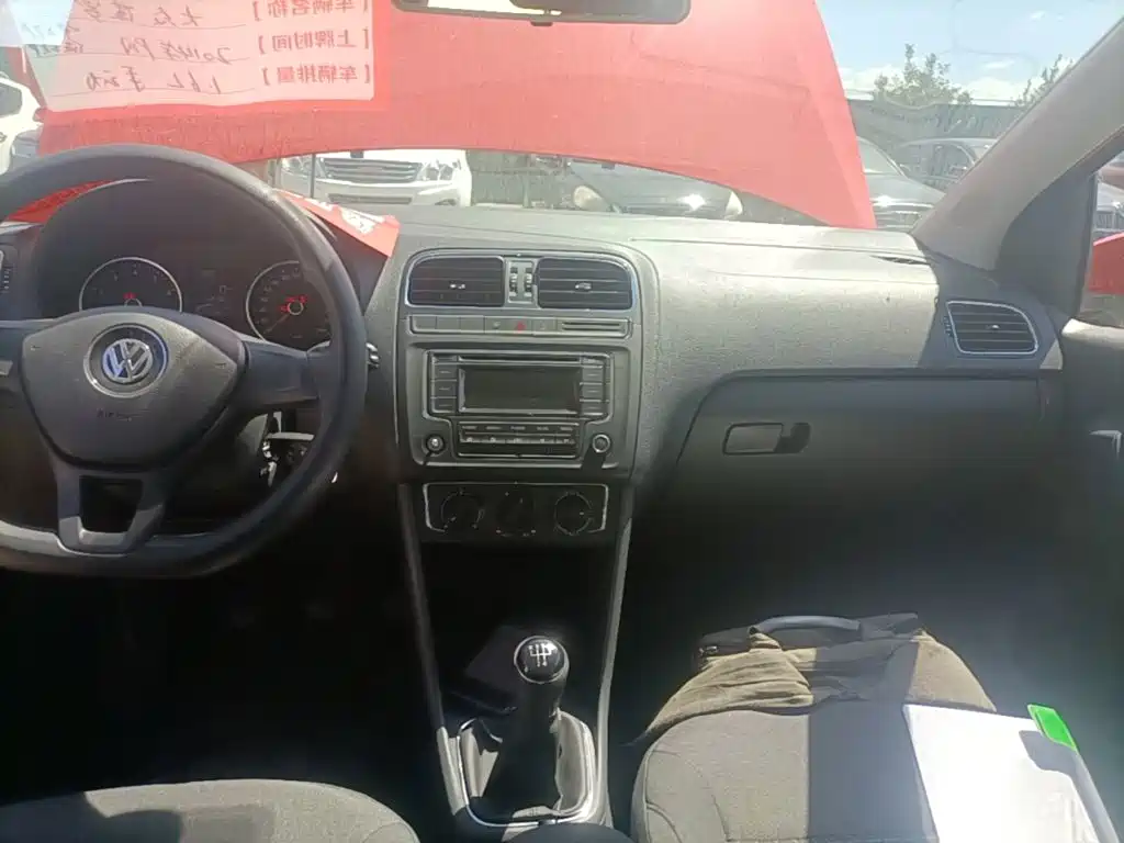 Volkswagen Polo — миниатюра 9