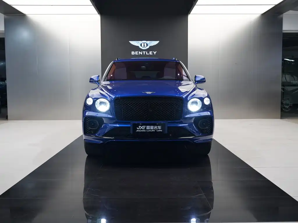 Bentley Bentayga 4.0T V8, фото 2