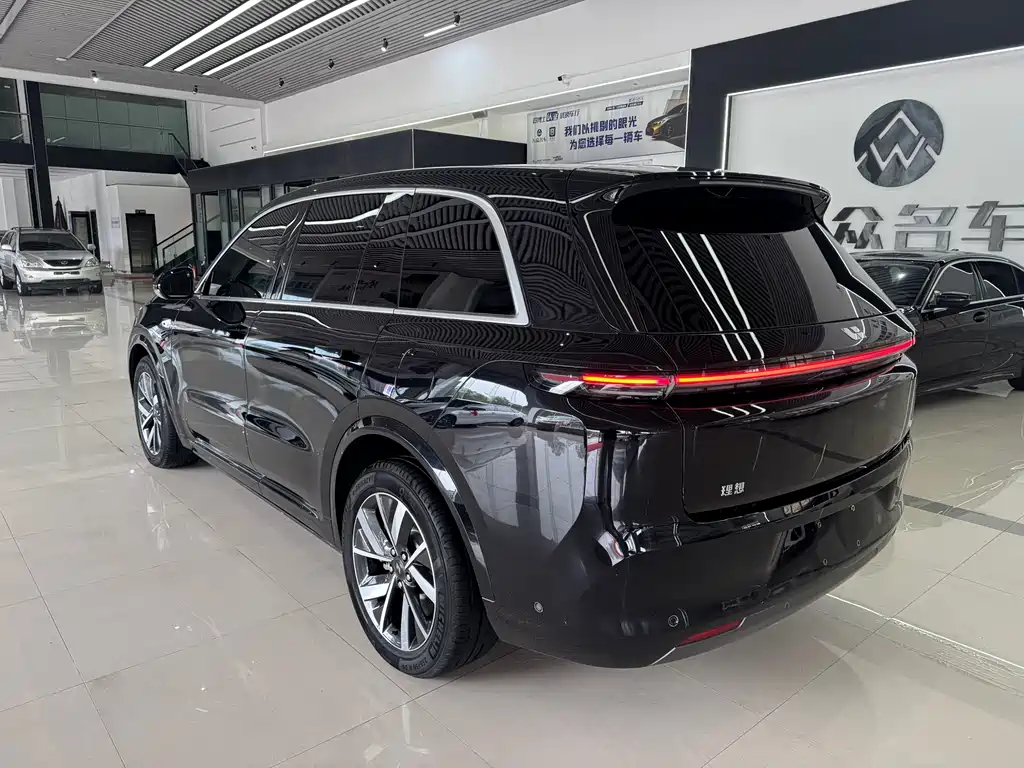 Li Auto IDEAL L8