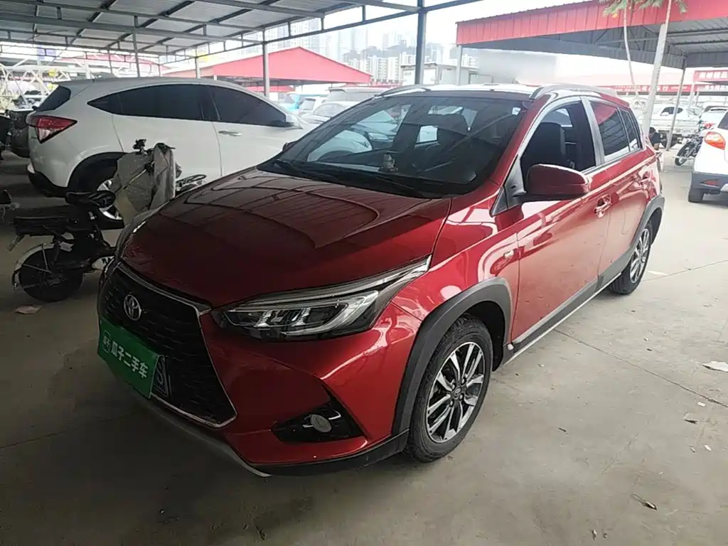 Toyota Yaris L — миниатюра 2