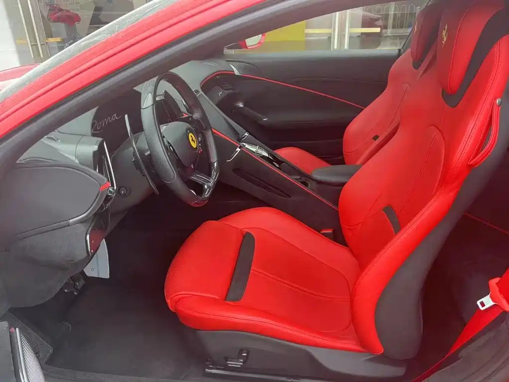 Ferrari Roma — миниатюра 6