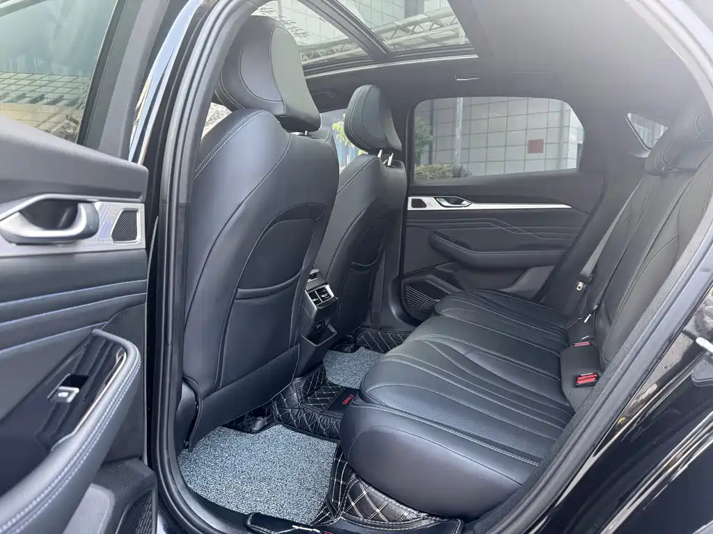 GEELY AUTOMOBILE XINGRUI