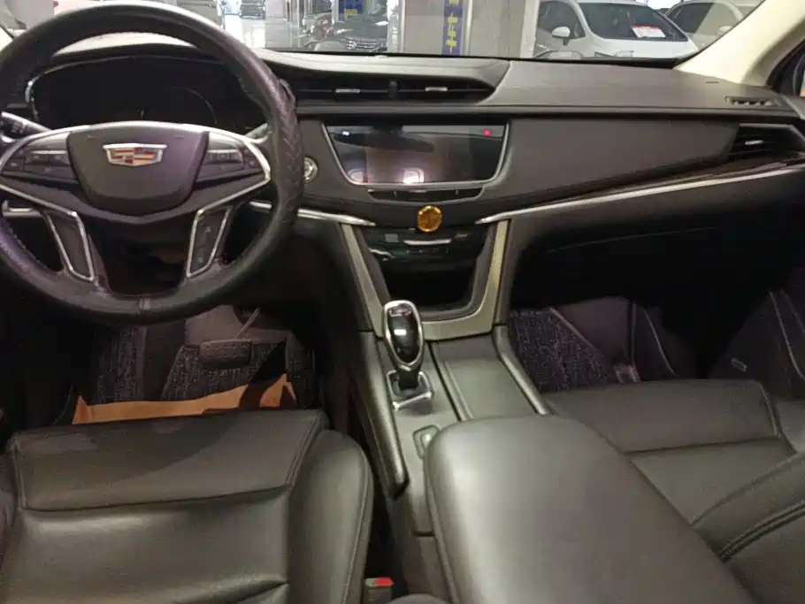 Cadillac XT5 — миниатюра 13