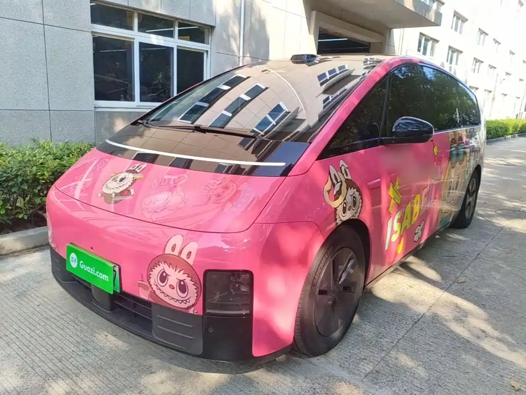Li Auto Li MEGA — миниатюра 2
