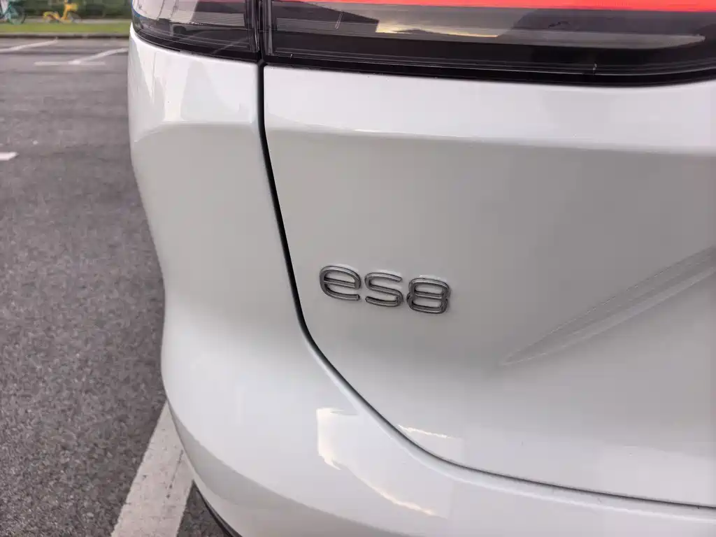 NIO ES8 — миниатюра 7