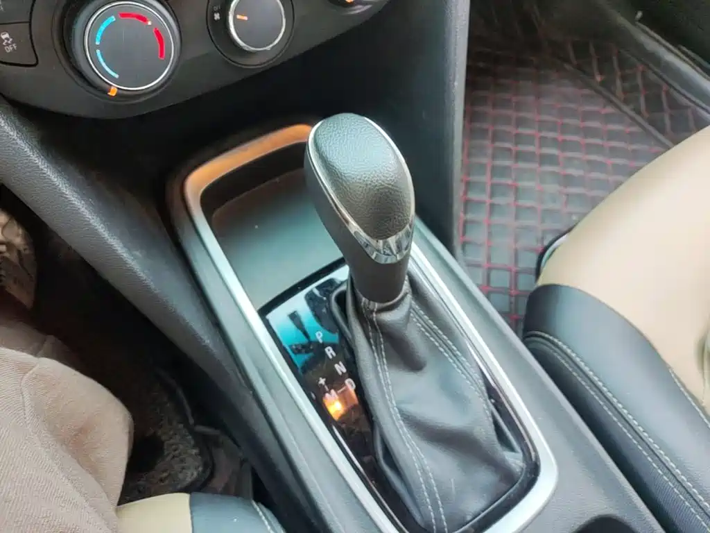 Chevrolet Monza — миниатюра 14