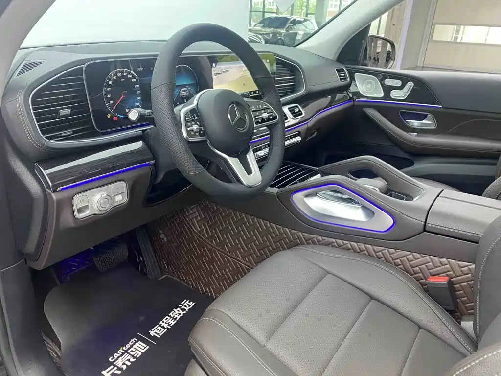 Mercedes-Benz GLE (Import) — миниатюра 19