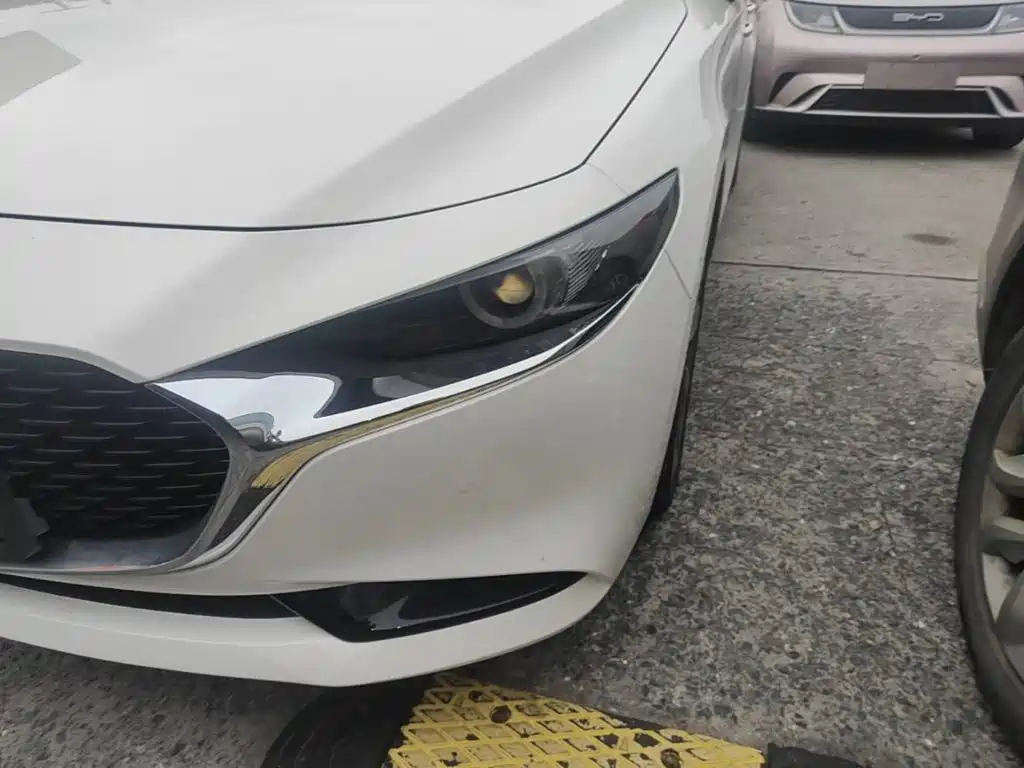 Mazda 3 Axela — миниатюра 24