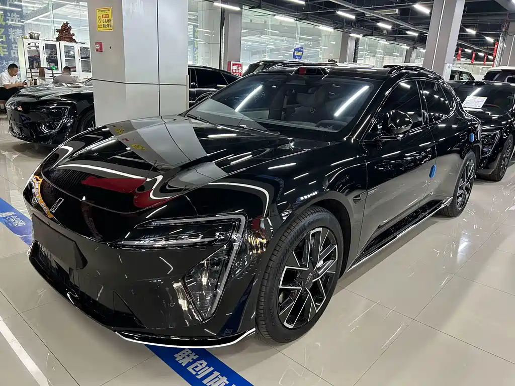 Avatr Avatr 06T