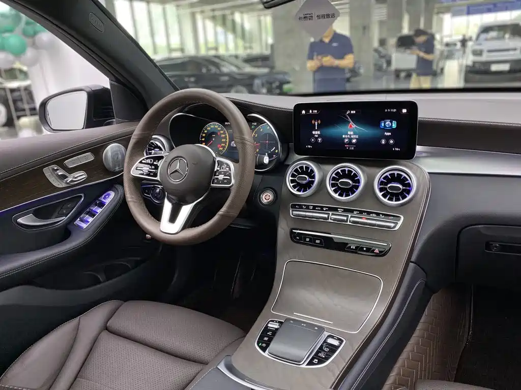 Mercedes-Benz GLC — миниатюра 34