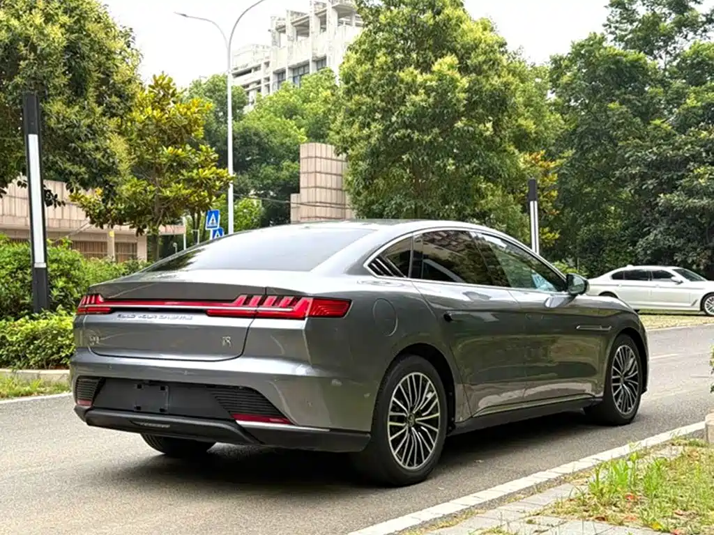 BYD Han — миниатюра 3