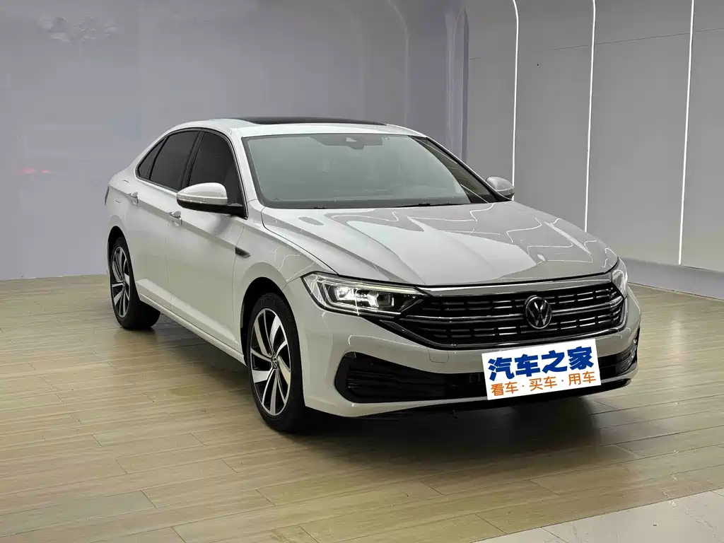 Volkswagen Sagitar — миниатюра 3