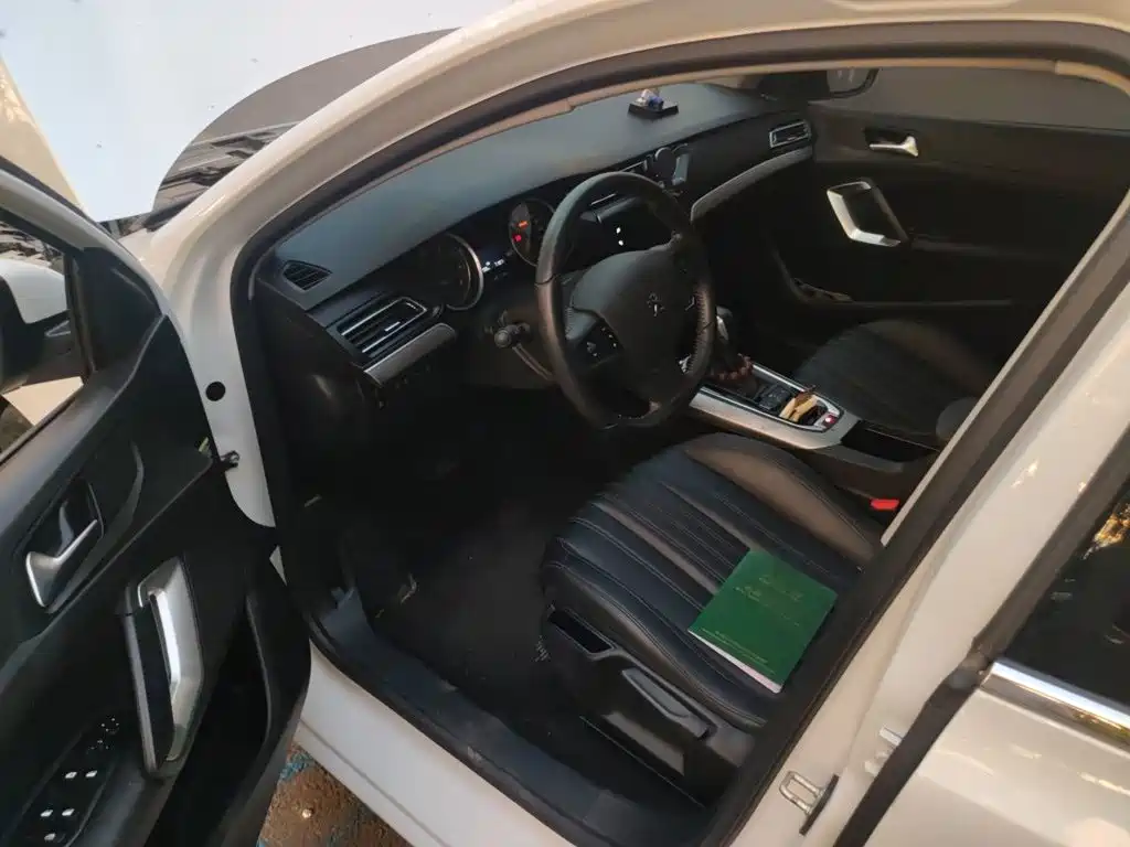 Peugeot 408 — миниатюра 12